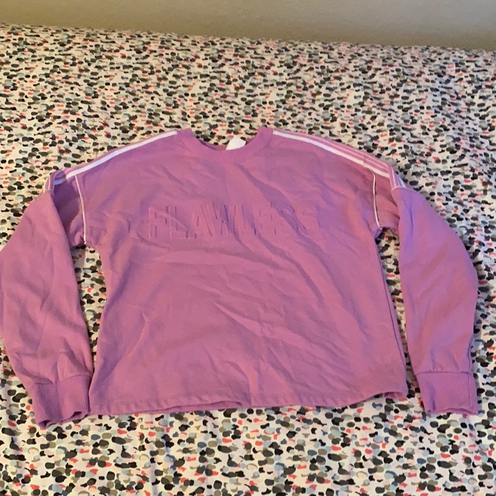 Crop top sweater